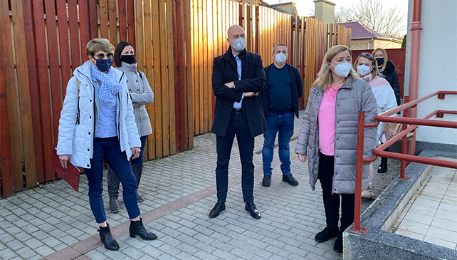 Szegedi gyermekotthonba látogatott az alapvető jogok biztosa