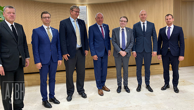 Az Alkotmánybíróság elnökével találkozott az IOI elnöke és a magyar ombudsman